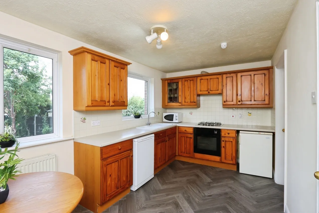 Lyminton Lane, ROTHERHAM, South Yorkshire, S60, photo 4