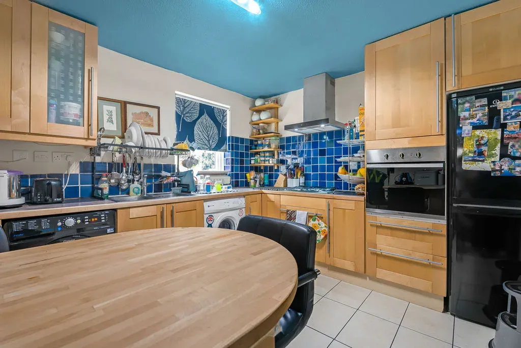 Silicon Court, Shenley Lodge, Milton Keynes, Buckinghamshire, MK5 7DJ, photo 5