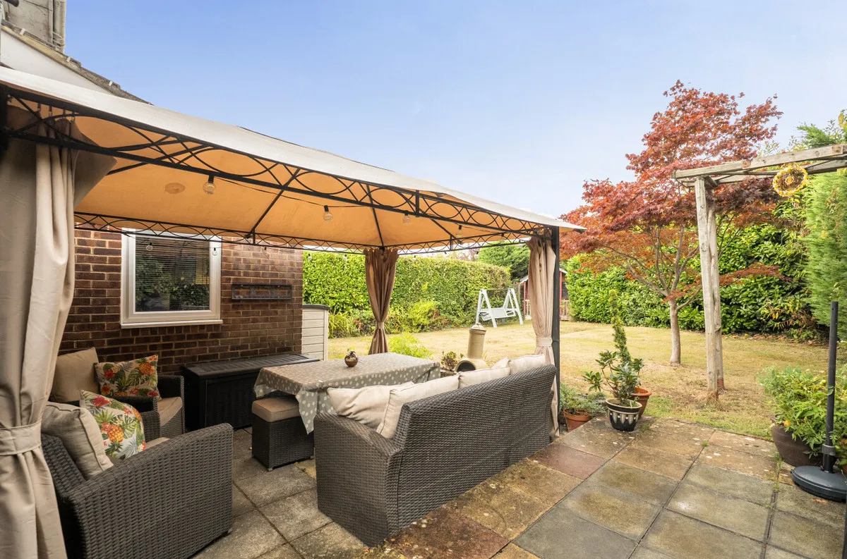 Pulborough, RH20 2JL, photo 9
