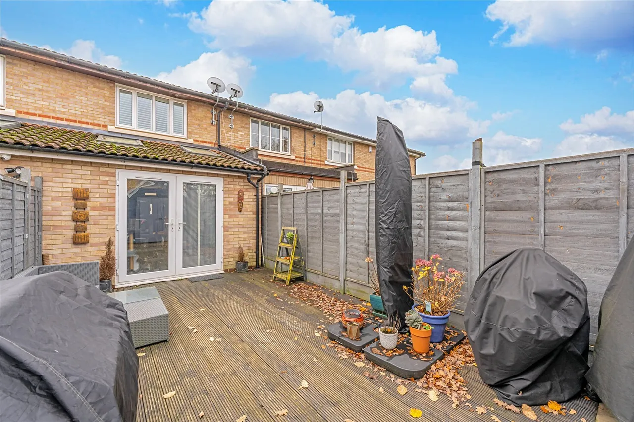 Sonning Gardens, Hampton, TW12 3PN, photo 8