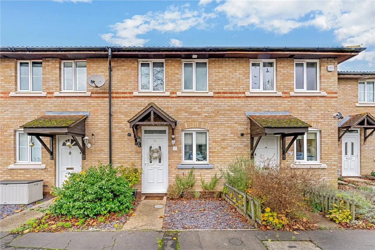 1 bed house for sale — Sonning Gardens, Hampton, TW12 3PN