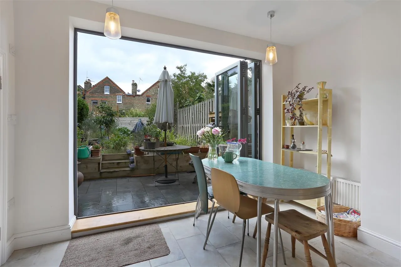 Tavistock Terrace, London, photo 4