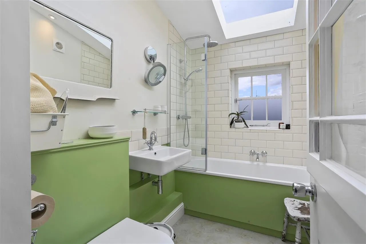 Tavistock Terrace, London, photo 17