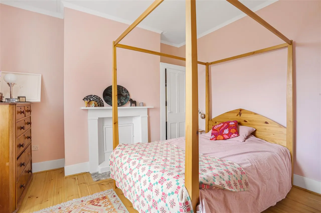 Tavistock Terrace, London, photo 13