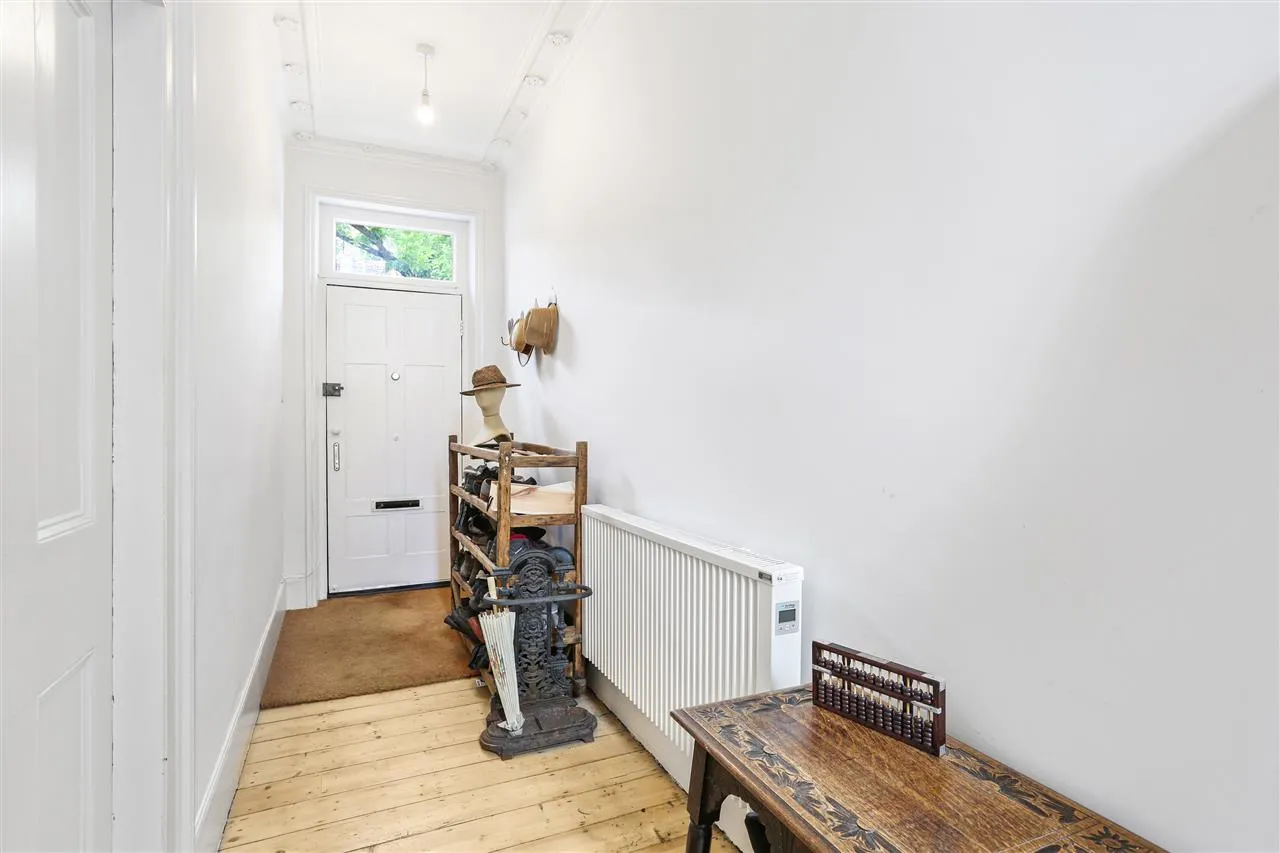 Tavistock Terrace, London, photo 22