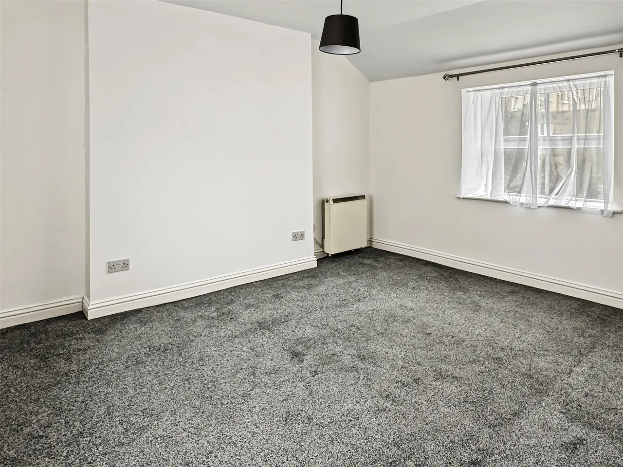 Dennison Road, Bodmin, PL31, photo 7
