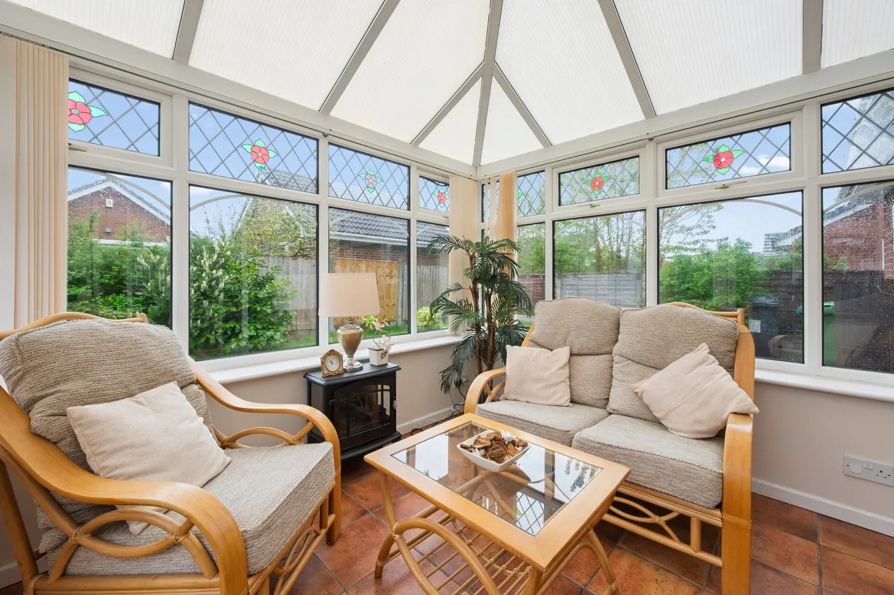 Shropshire Close, Woolston, Warrington, Warrington, WA1 4DY, photo 12