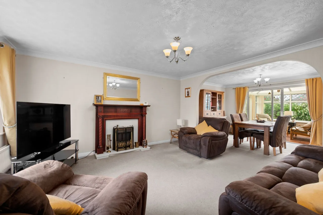 Shropshire Close, Woolston, Warrington, Warrington, WA1 4DY, photo 2