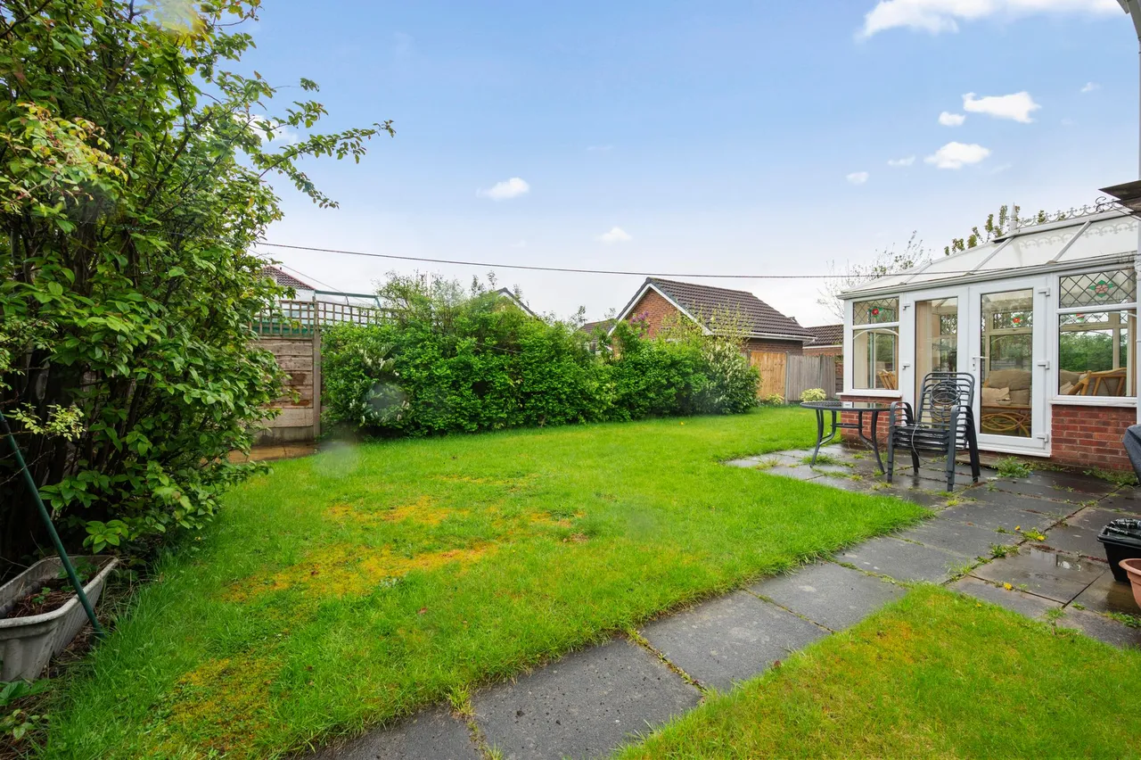 Shropshire Close, Woolston, Warrington, Warrington, WA1 4DY, photo 21