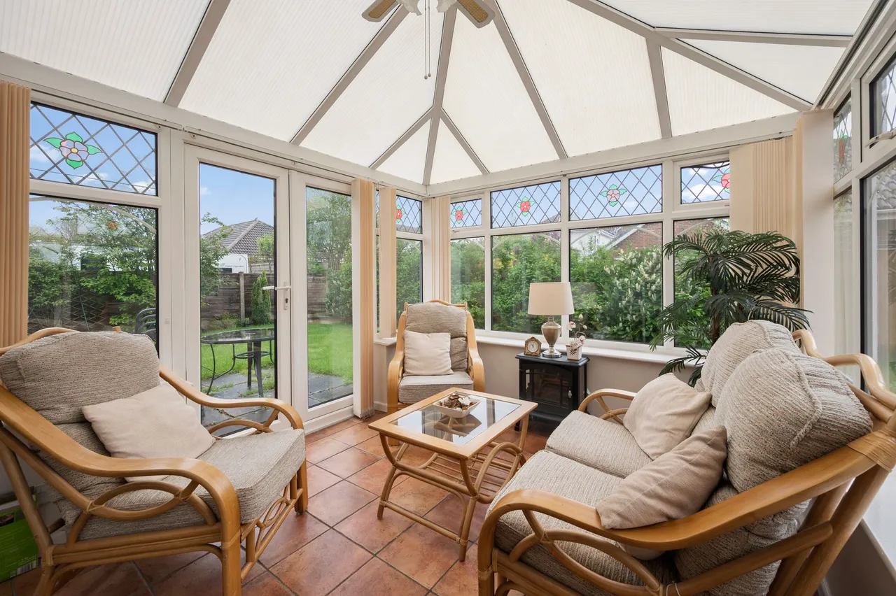 Shropshire Close, Woolston, Warrington, Warrington, WA1 4DY, photo 6