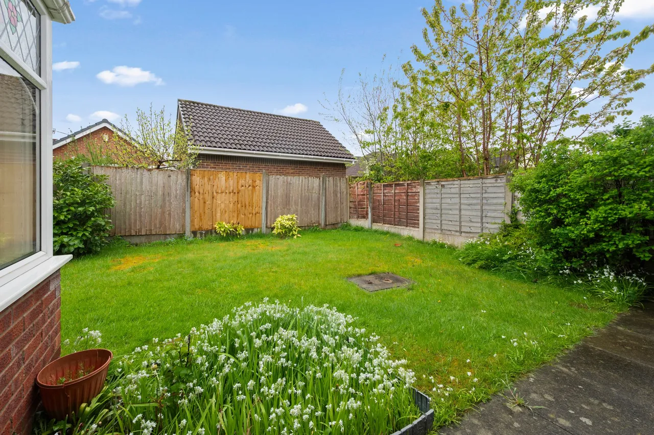 Shropshire Close, Woolston, Warrington, Warrington, WA1 4DY, photo 25