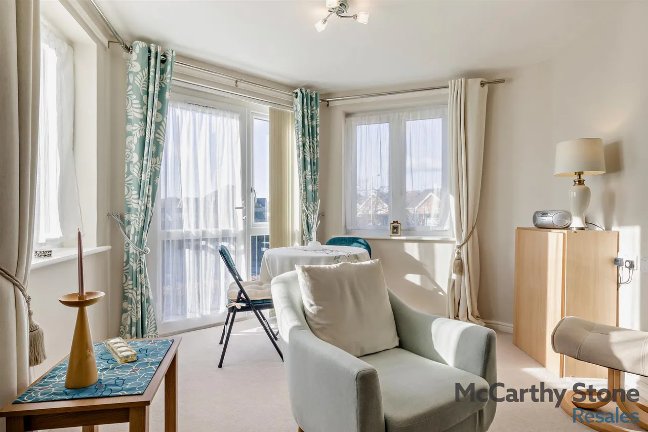 Avenue Road, Lymington, SO41, photo 6
