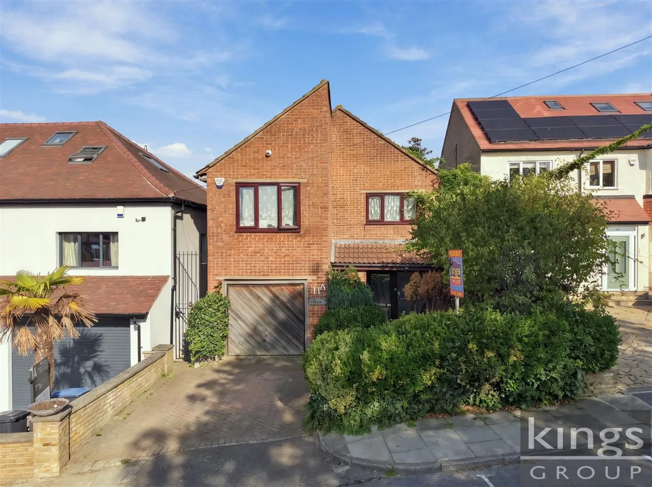 4 bed house for sale, Park Way, Enfield