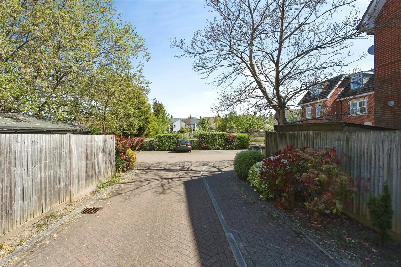 Parsons Place, Tonbridge, TN9, photo 16