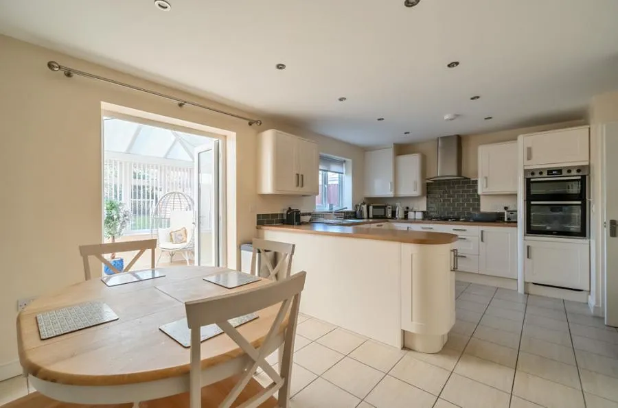 Long Lane, Chester, CH2, photo 6