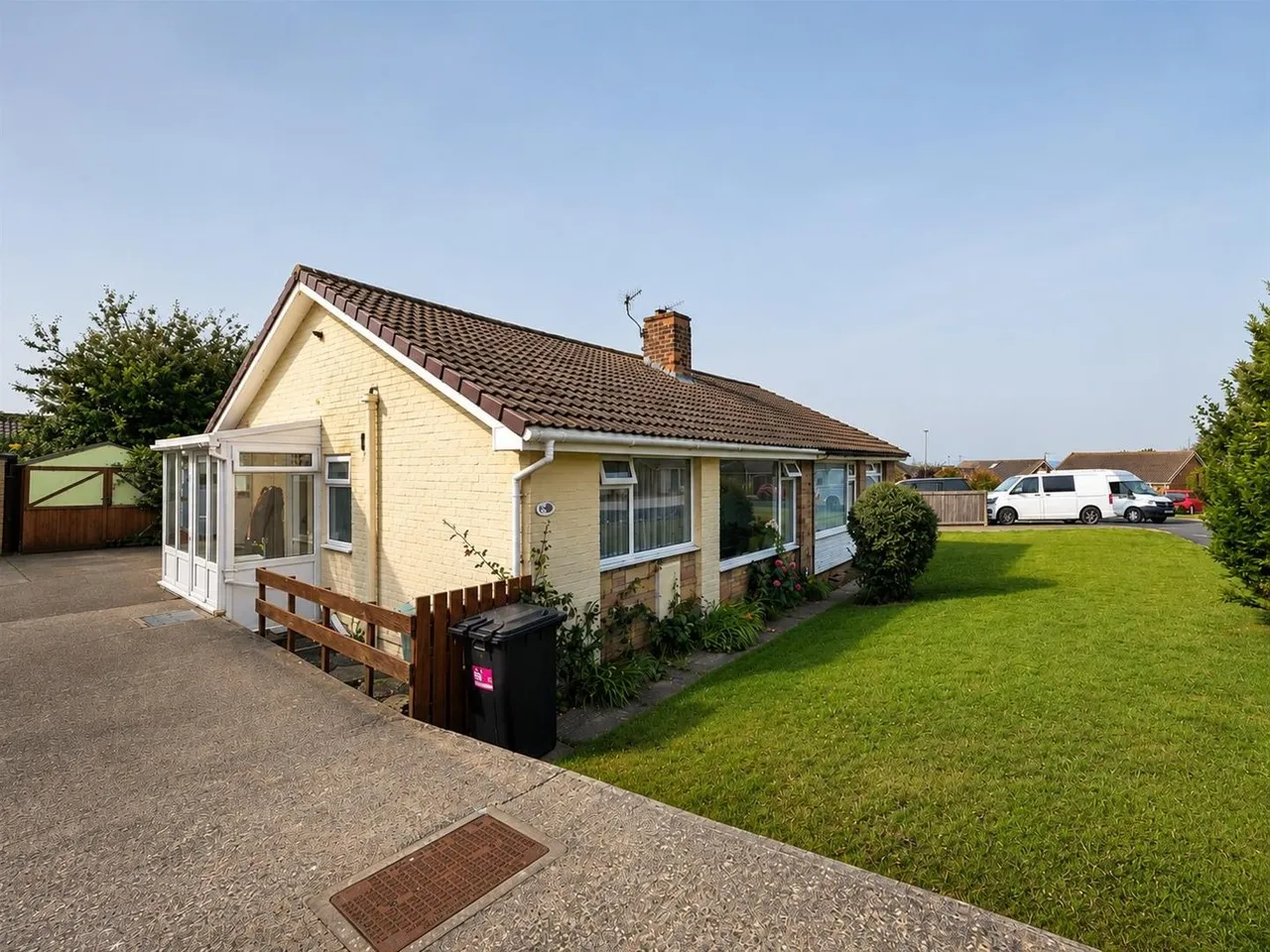 2 bed house for sale — Osgodby Crescent, Scarborough YO11 3JR