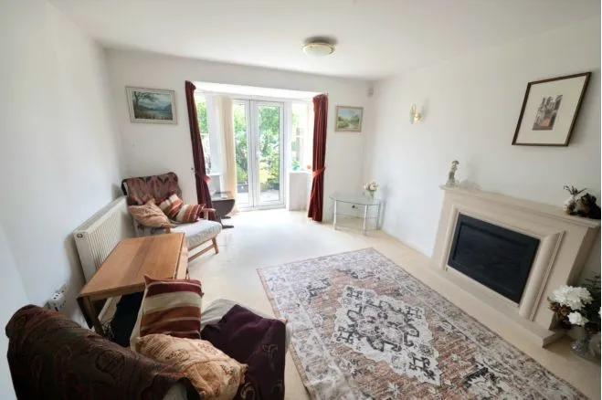 Ffordd Y Groes, Bridgend, photo 4
