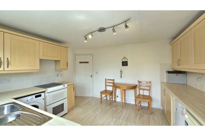 Ffordd Y Groes, Bridgend, photo 9