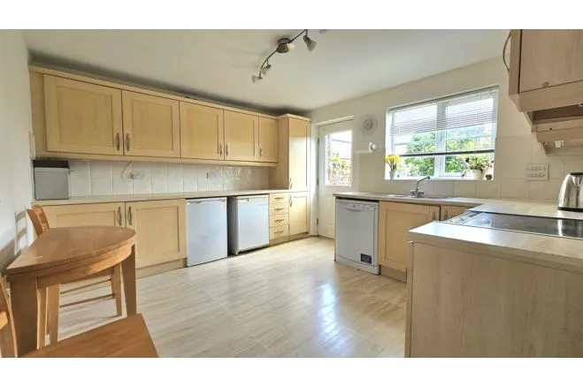 Ffordd Y Groes, Bridgend, photo 8