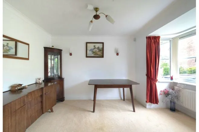 Ffordd Y Groes, Bridgend, photo 7