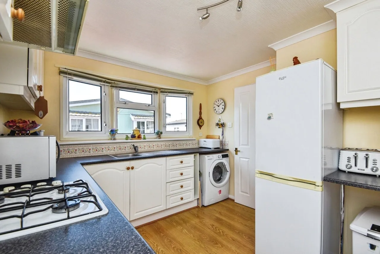 Westcliffe Drive, Morecambe, LA3, photo 10