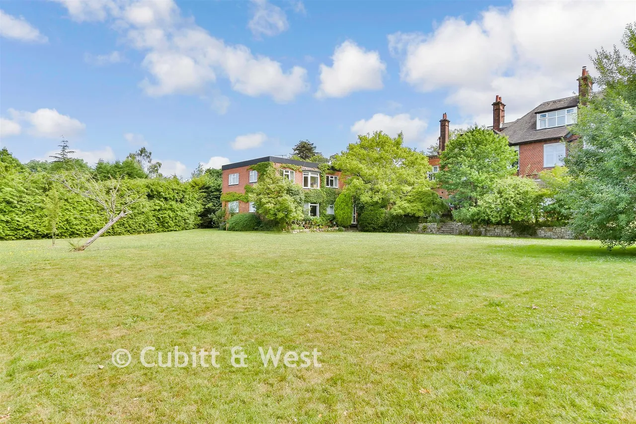 Wrayfield Avenue, Reigate, RH2, photo 2