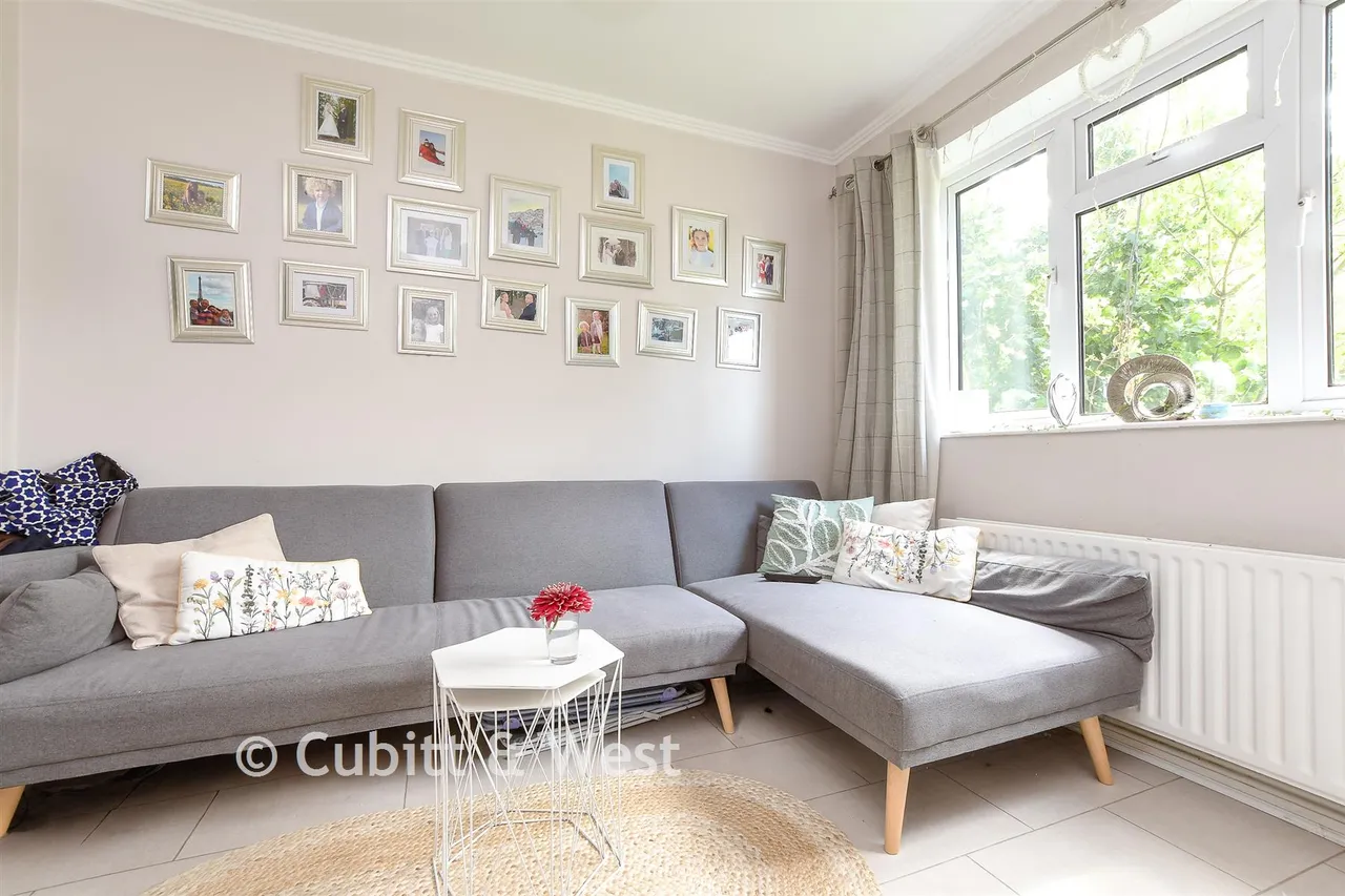 Wrayfield Avenue, Reigate, RH2, photo 3