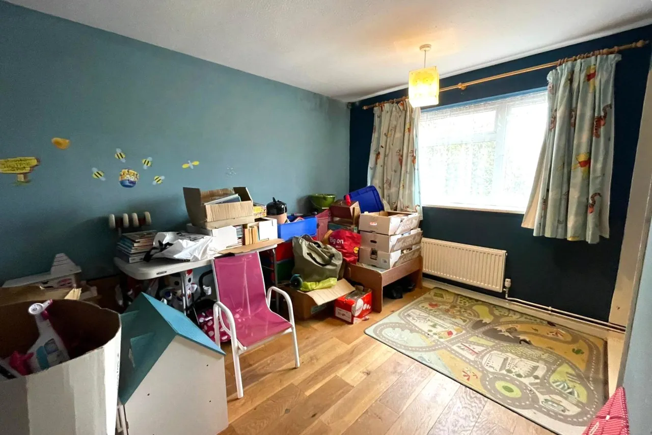 Harpers Road, Ash, Surrey, GU12 6BX, photo 8