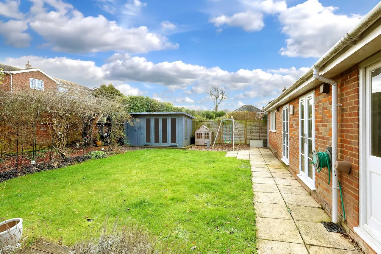 Kite Wood Road, Penn, HP10, photo 17