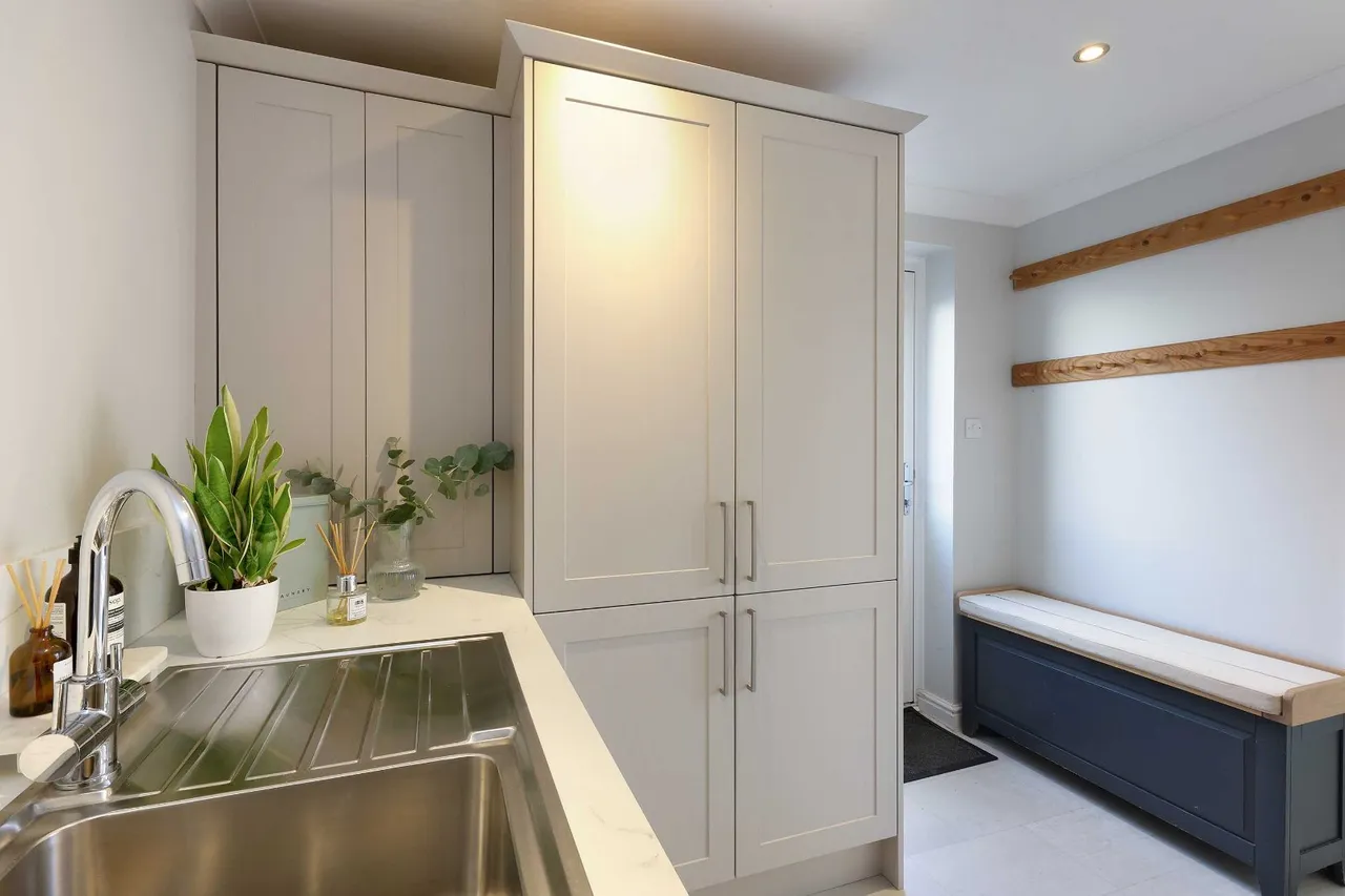 Kite Wood Road, Penn, HP10, photo 7