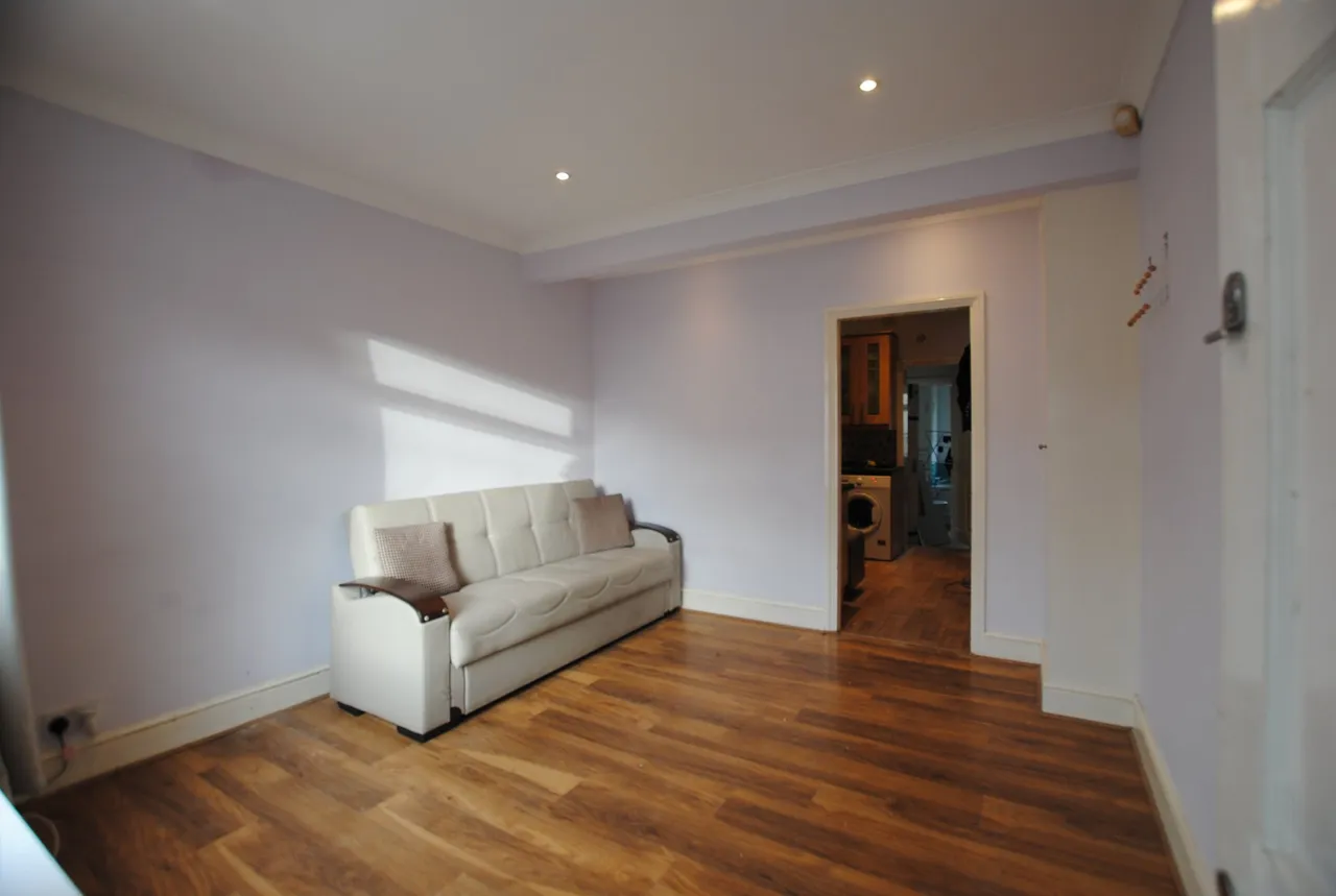 Howard Road, Dartford, Kent, DA1 1XS, photo 2