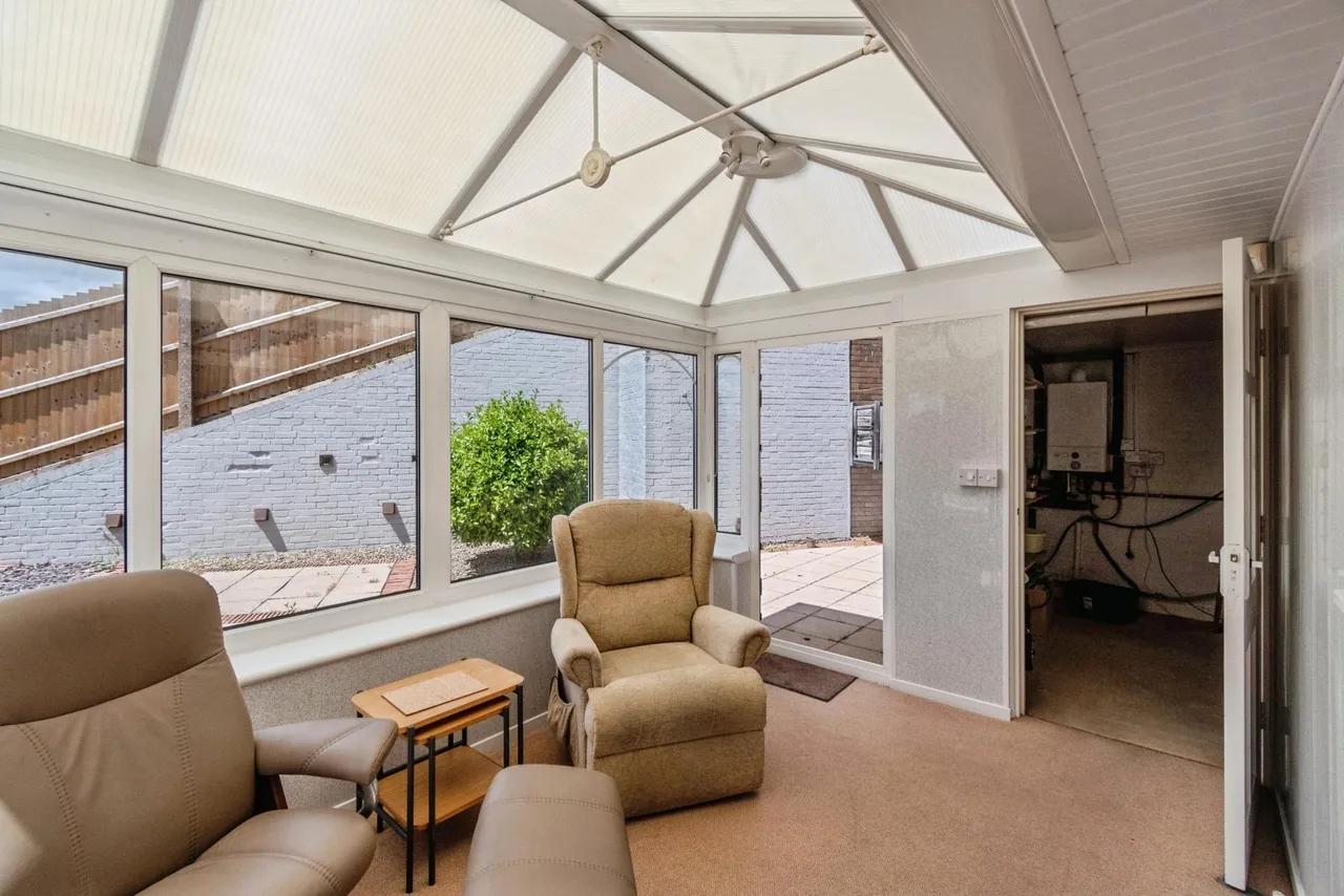 Alpine Drive, Netherton, DY2, photo 16