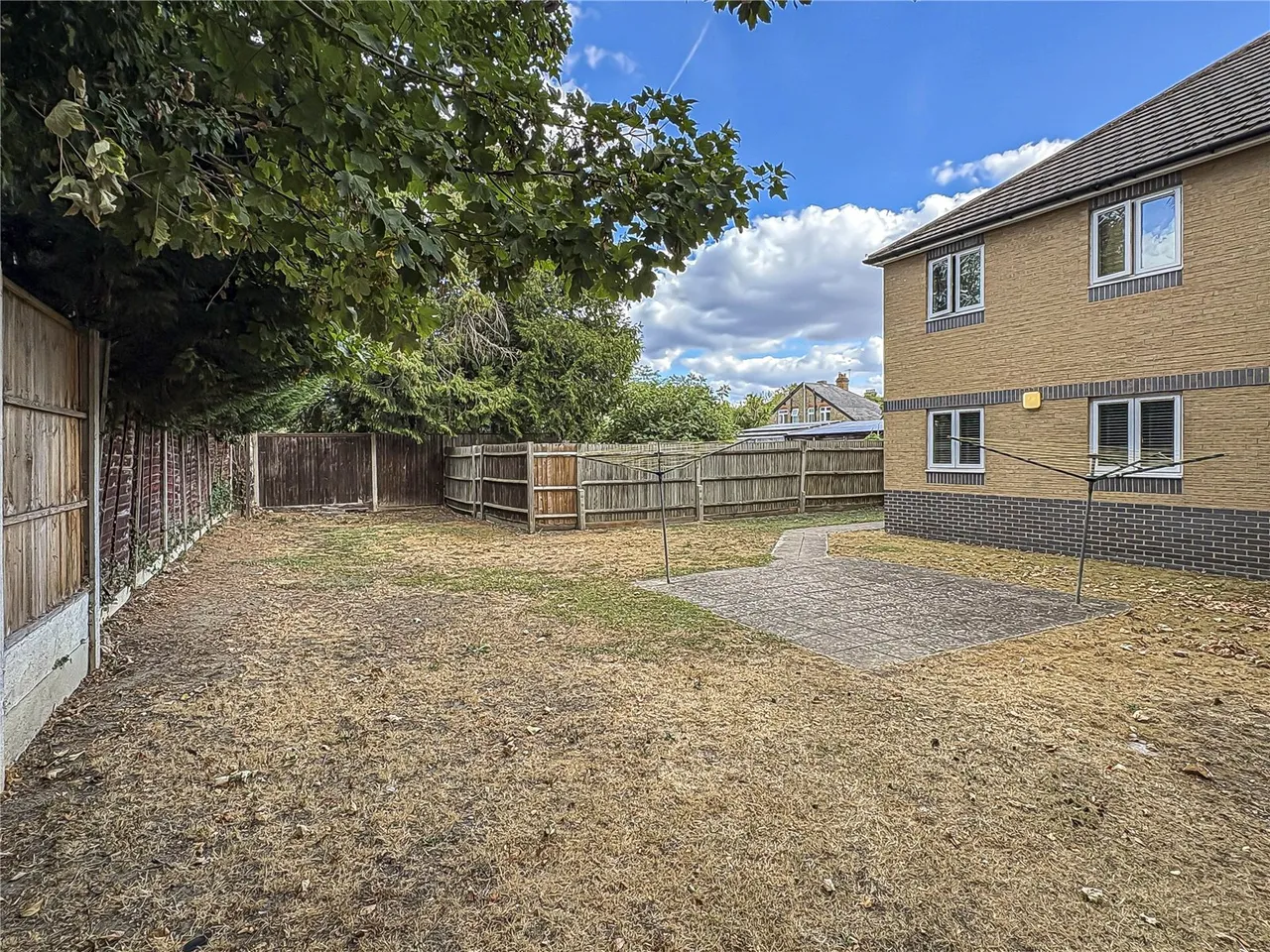 Fisk Close, Sunbury-on-Thames, TW16, photo 7