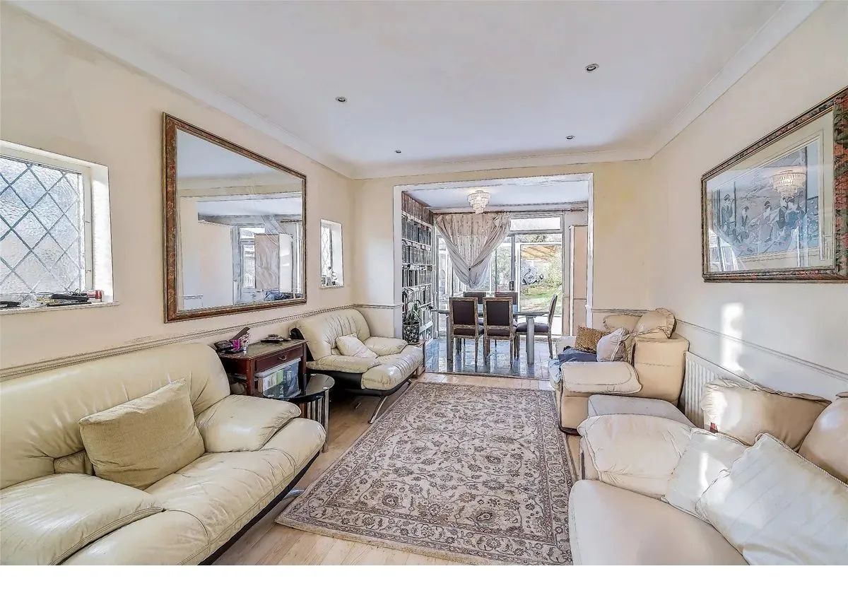 Burgess Avenue, Kingsbury, London, NW9 8TX, photo 7