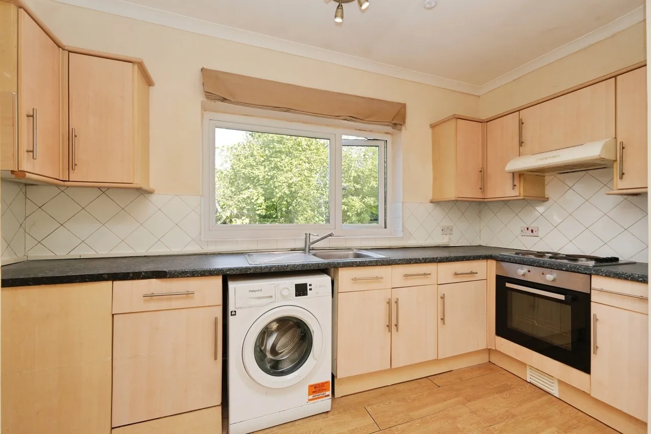 Canadian Avenue, London, SE6, photo 10