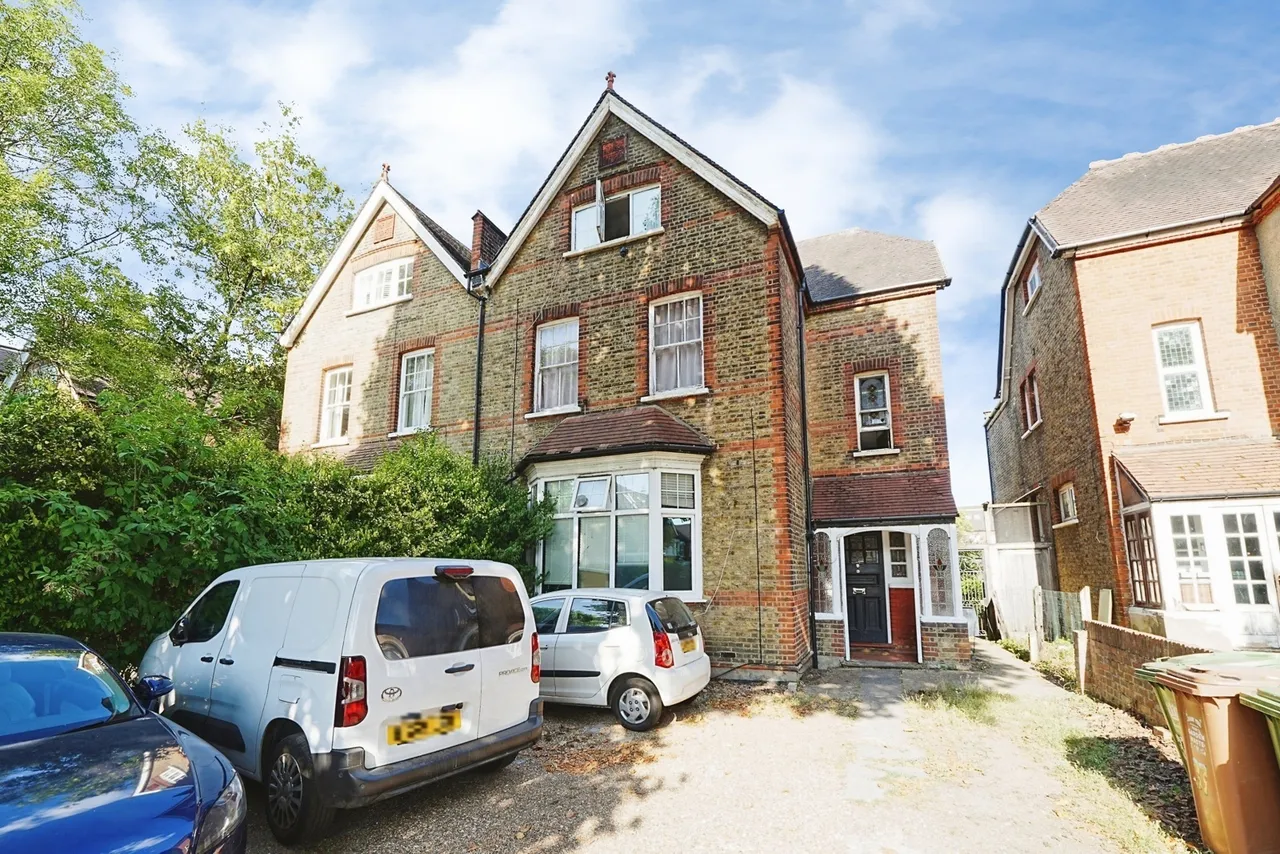 2 bed flat for sale, Canadian Avenue, London, SE6