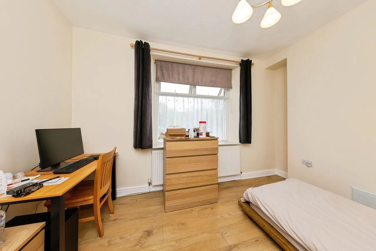 Llannon Road, Pontyberem, SA15, photo 11