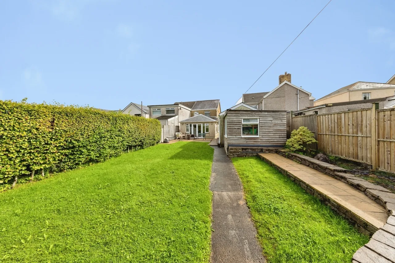 Llannon Road, Pontyberem, SA15, photo 23