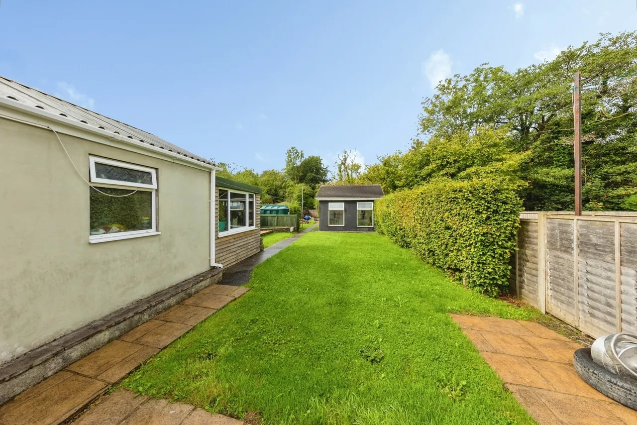 Llannon Road, Pontyberem, SA15, photo 20