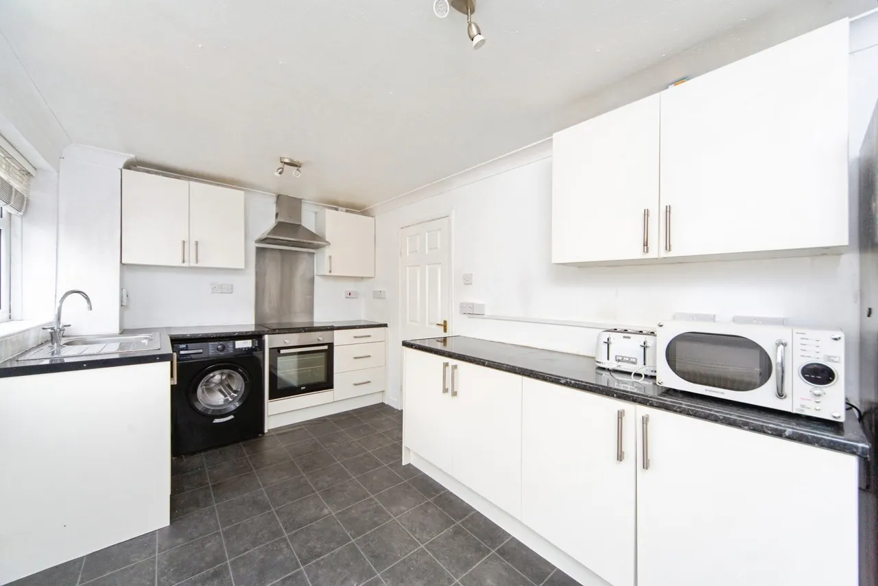 Helton Close, Prenton, CH43, photo 4