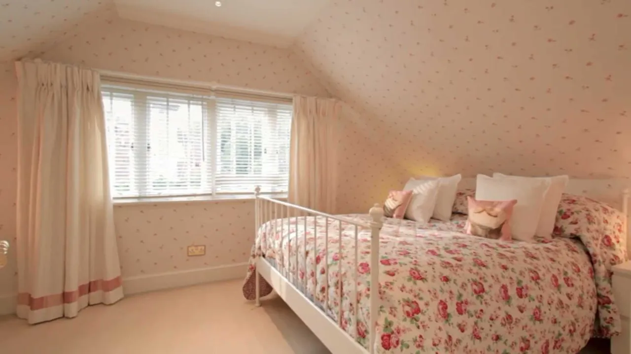London, NW3, photo 9