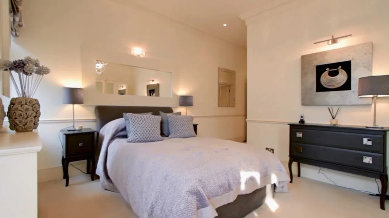 London, NW3, photo 20