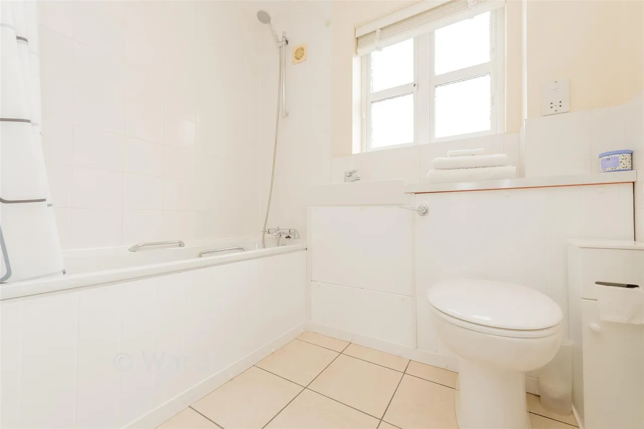 Sandpiper Close, Greenhithe, DA9, photo 12