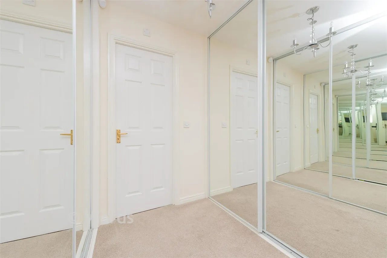 Sandpiper Close, Greenhithe, DA9, photo 10