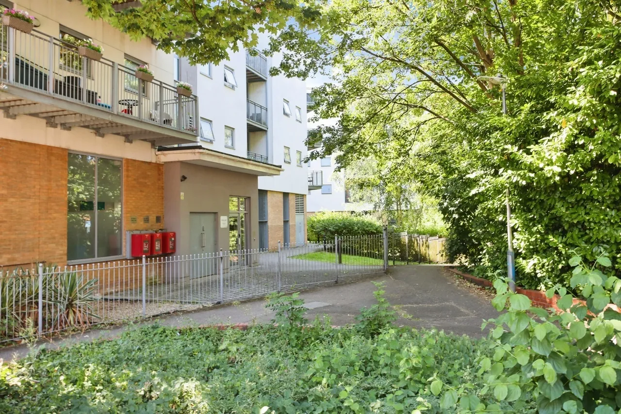 Sovereign Way, Tonbridge, TN9, photo 10