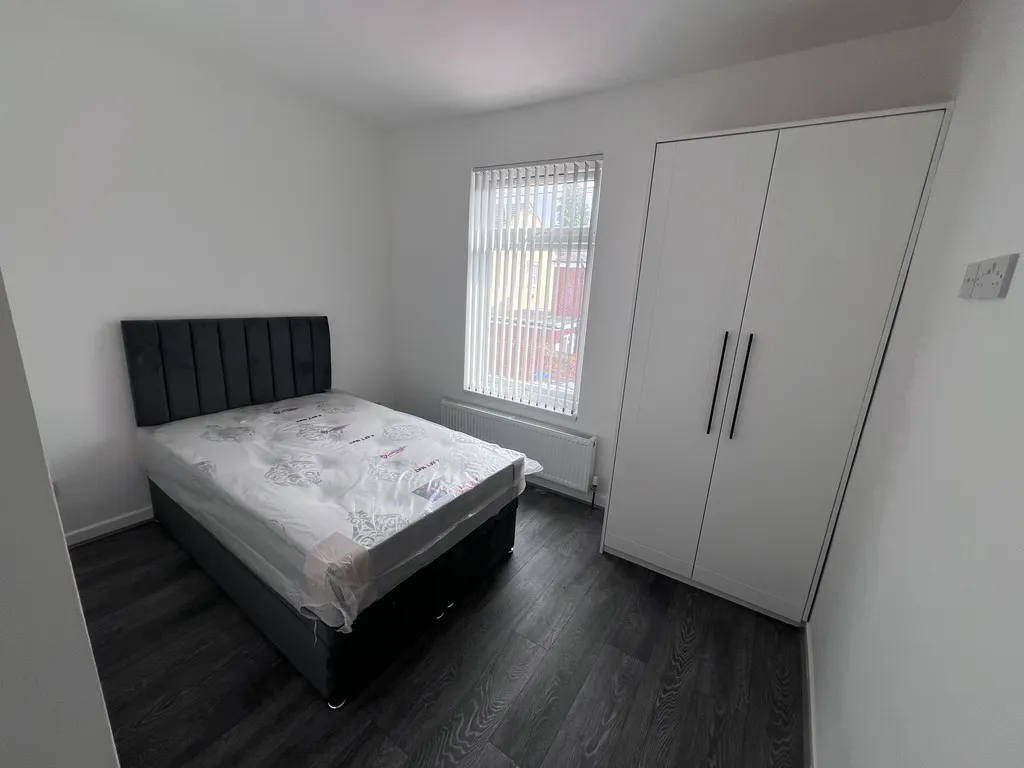 Nice 2 Bedroom Spacious House, photo 11