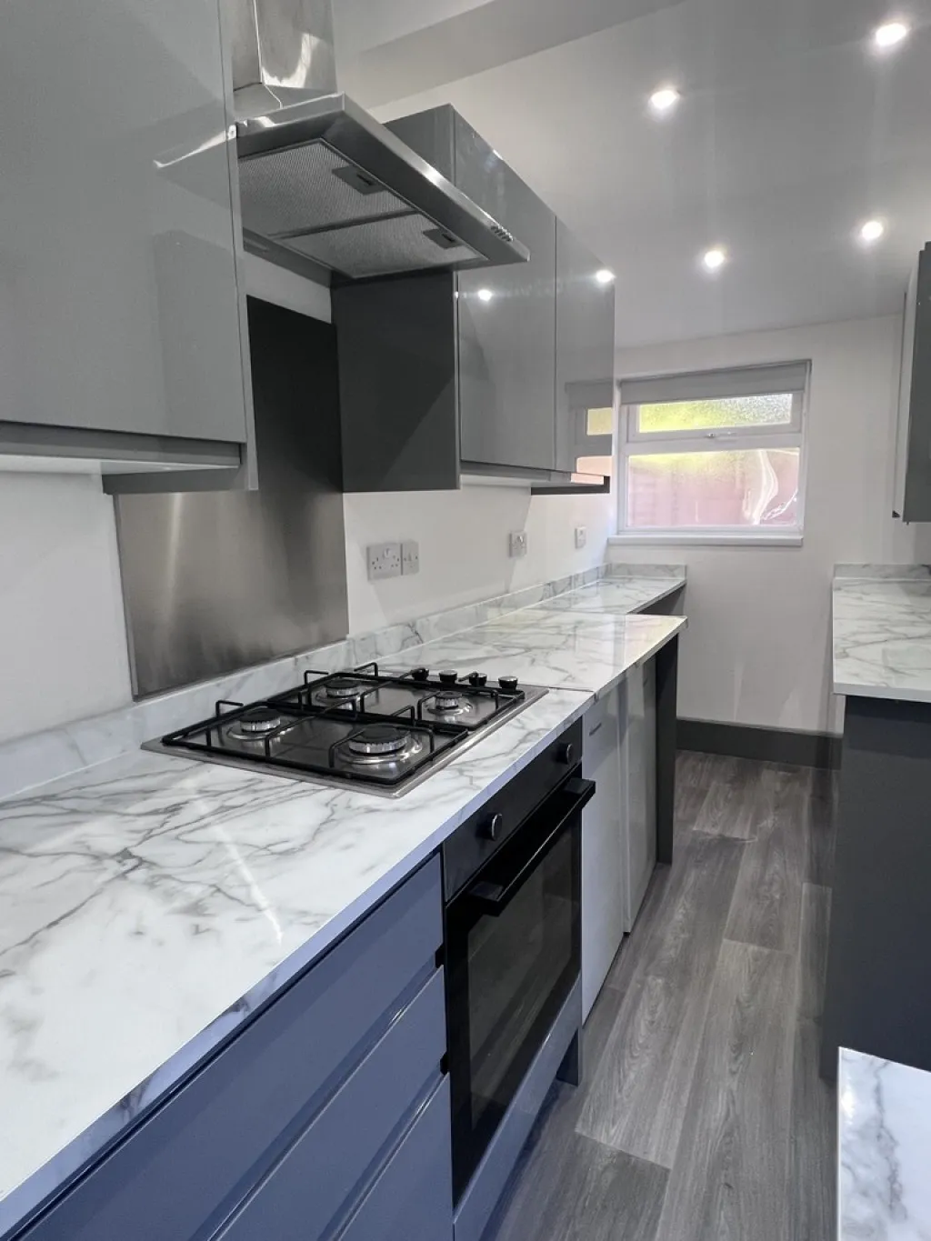 2 bed property for sale — Nice 2 Bedroom Spacious House