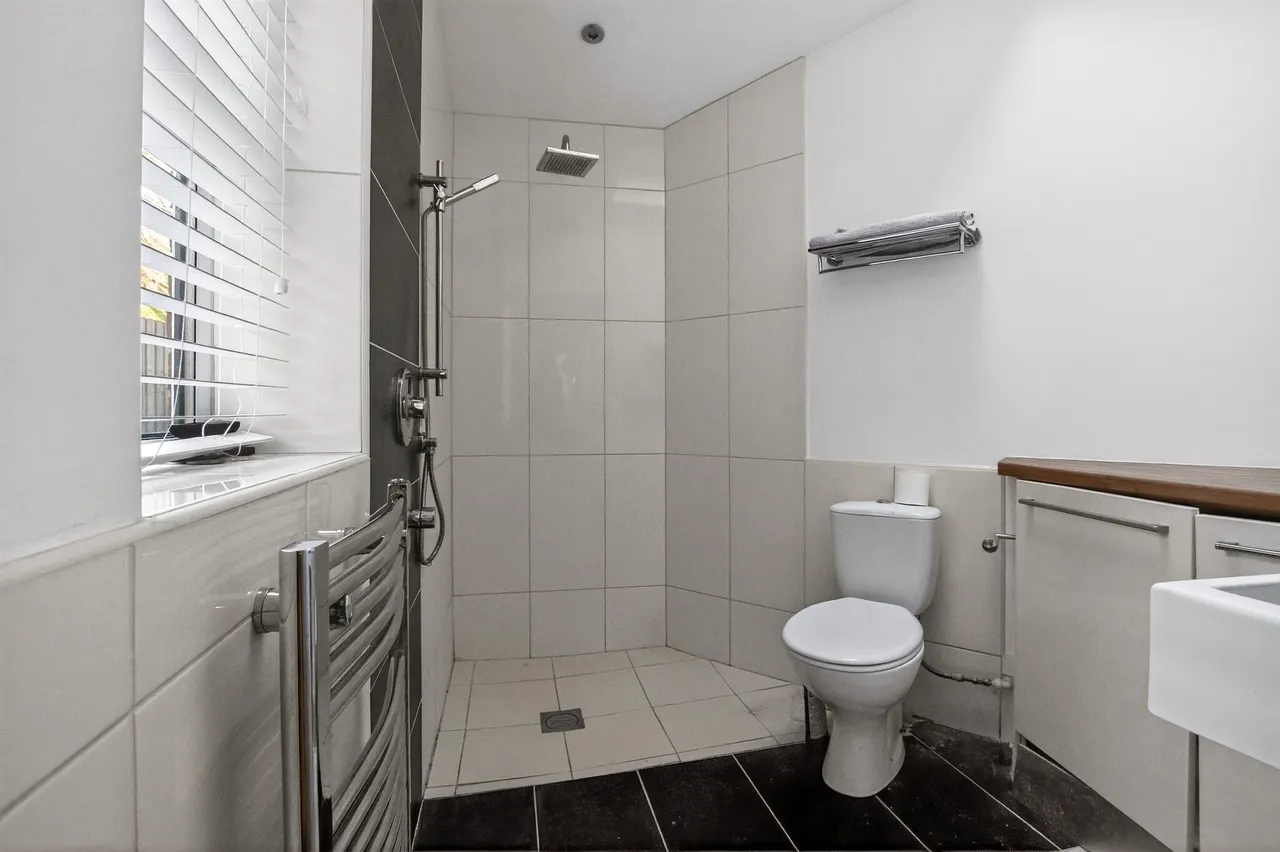 Salterns Road, Poole, BH14, photo 17