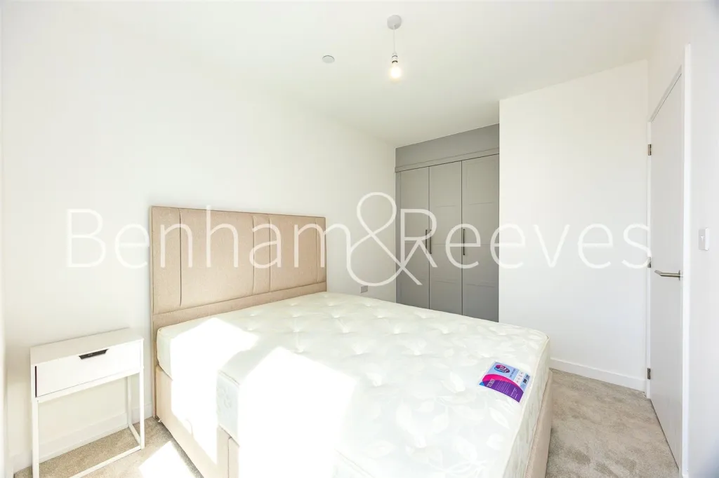 Horn Lane, Acton, W3, photo 10