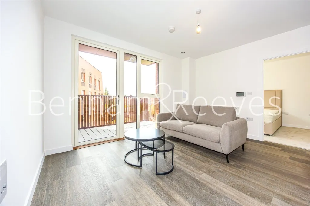 1 bed flat to rent, Horn Lane, Acton, W3